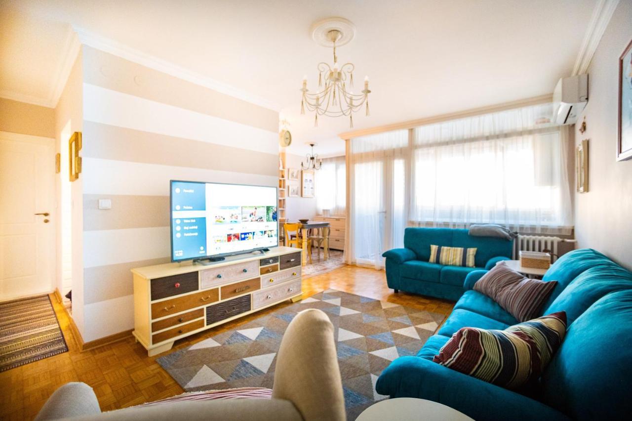 Sava Centar 1-Bedroom Apartments In The Heart Of New Belgrado Esterno foto