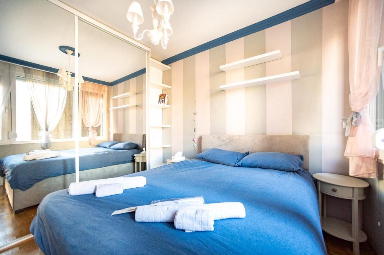 Sava Centar 1-Bedroom Apartments In The Heart Of New Belgrado Esterno foto